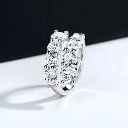 Maison Novaire Twist Moissanite Band - Maison Novaire