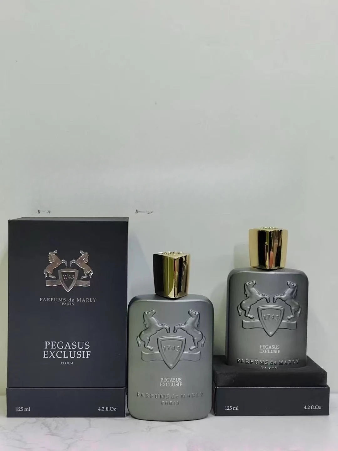 Unisex Classic Luxury Perfume-125ml Capacity. - Maison Novaire #