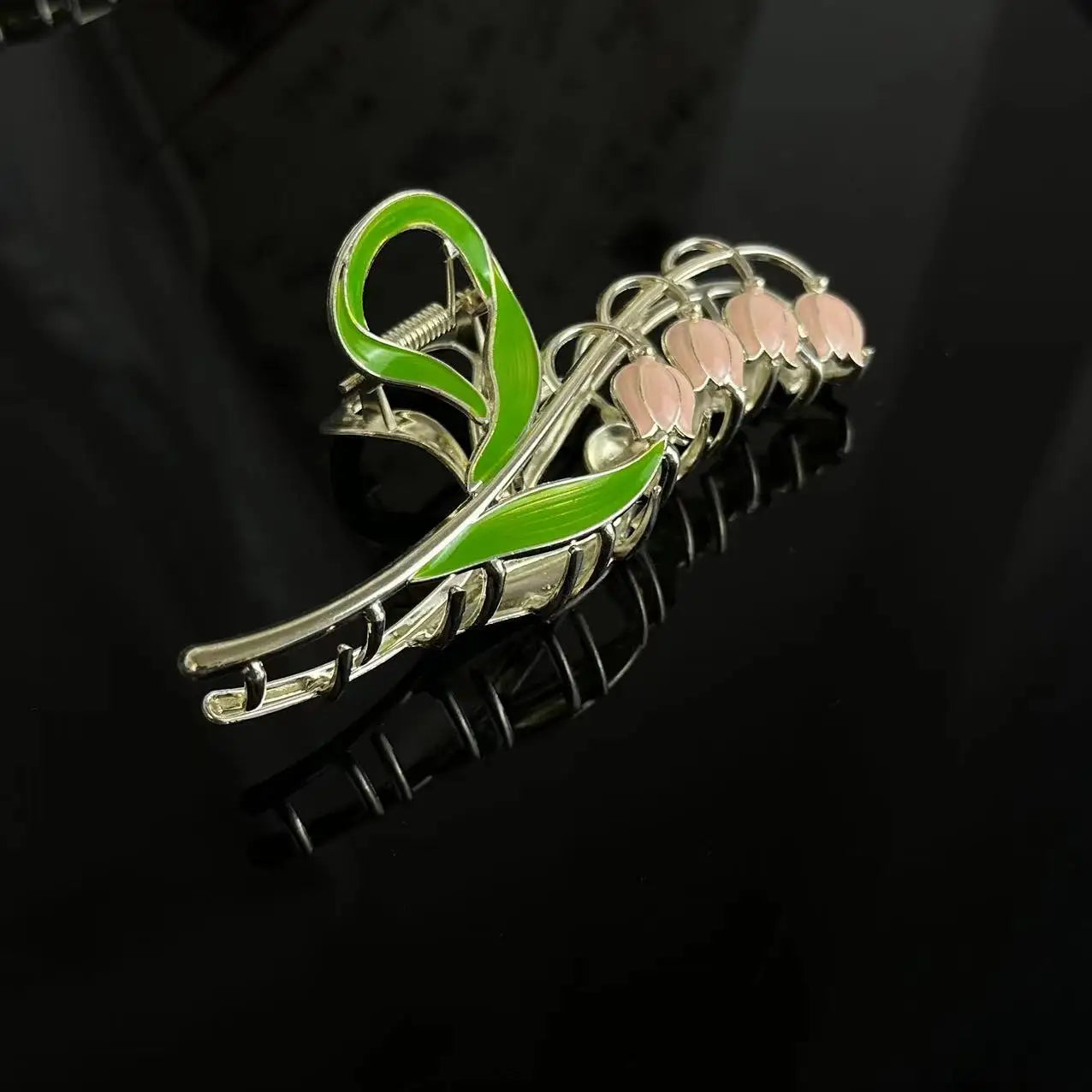 1PCS Bell Orchid Flowers Super Fairy Temperament Hair Accessories, Large Premium Feeling Scratch Clip, Autumn Hundred Shark Clip - Maison Novaire