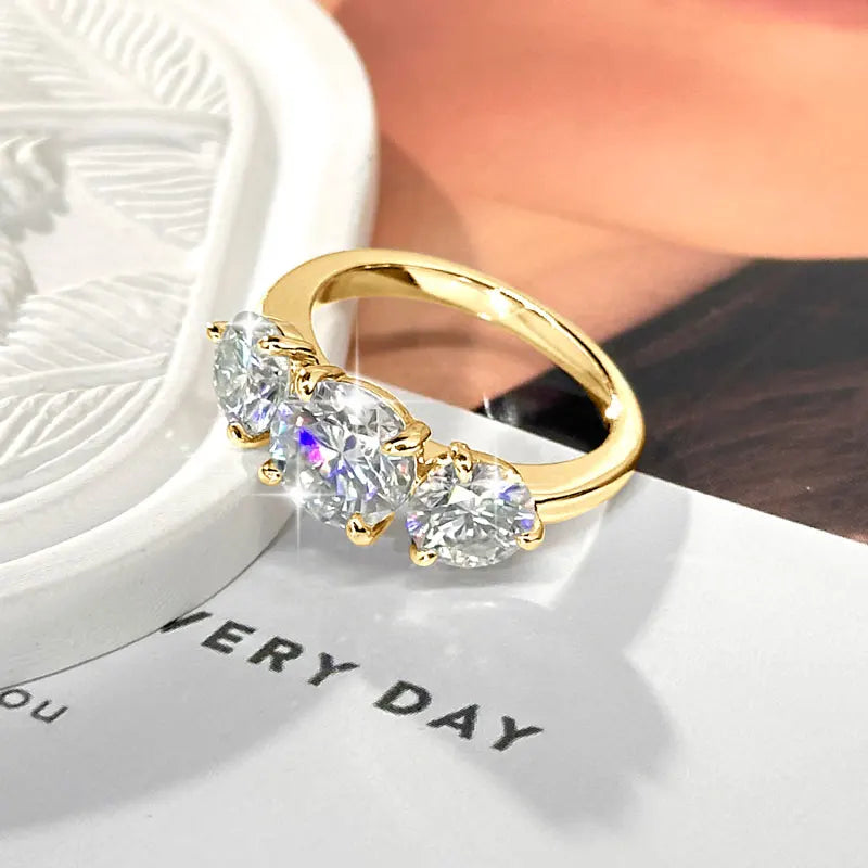 4CT Moissanite Ring - Maison Novaire #