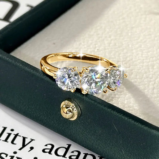 4CT Moissanite Ring - Maison Novaire #