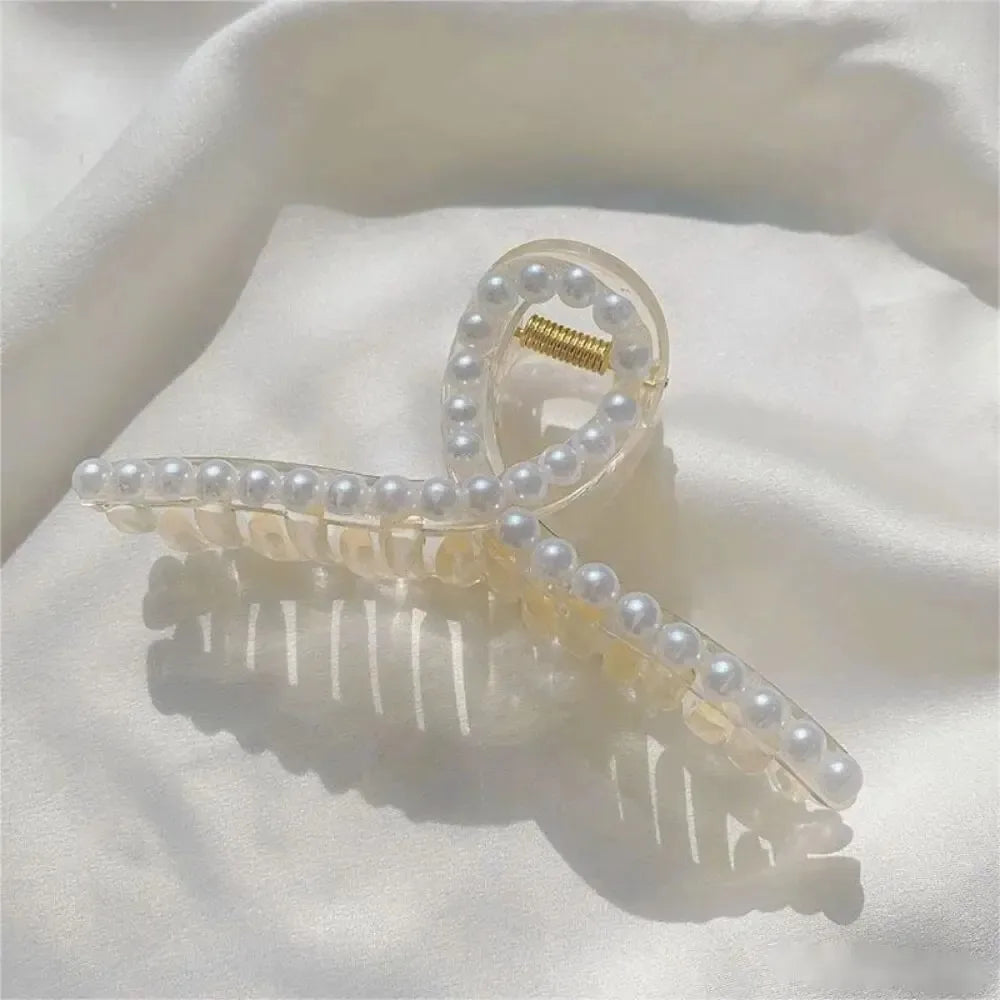 4pcs Large Shark Clip Hair Accessories Temperament. - Maison Novaire #