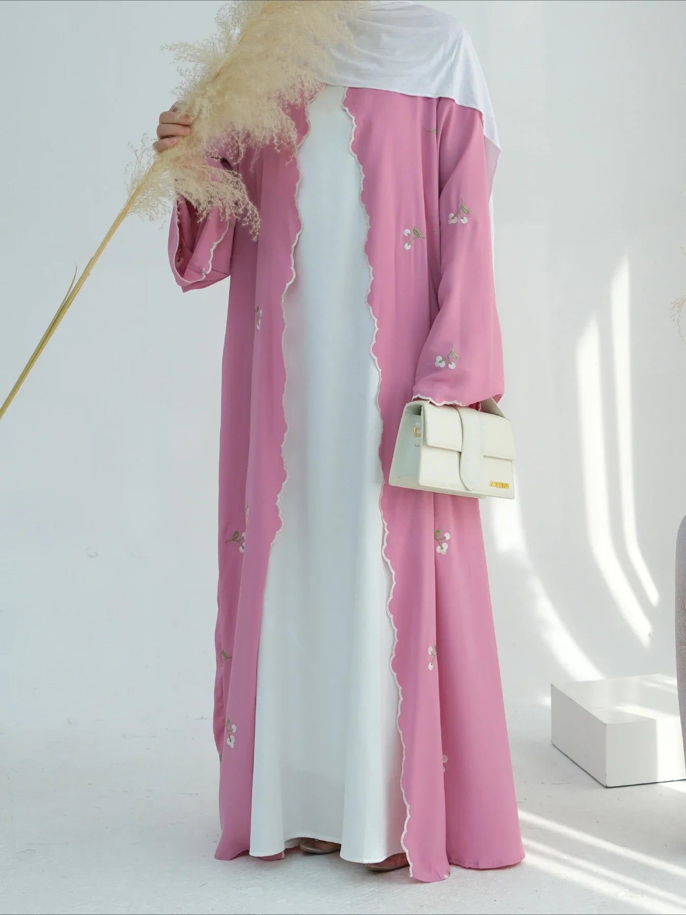 Abaya Embroidery Cardigan. - Maison Novaire #