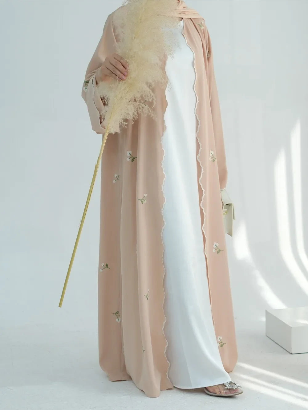 Abaya Embroidery Cardigan. - Maison Novaire #