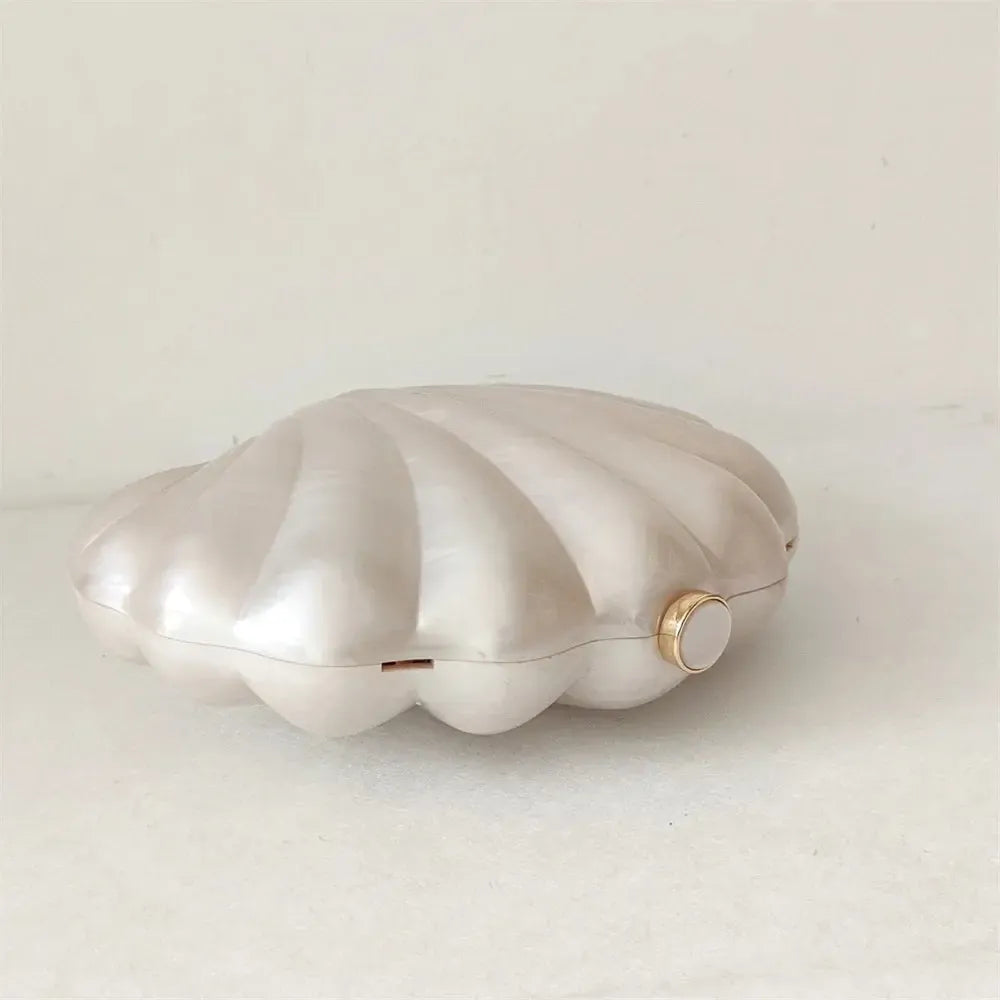 Acrylic Shell Ladies Clutch Purse. - Maison Novaire