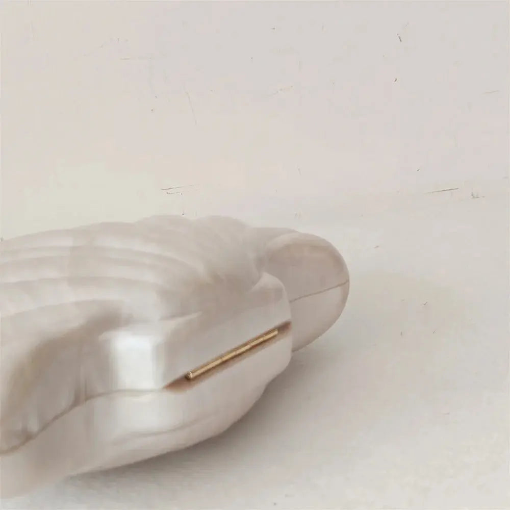 Acrylic Shell Ladies Clutch Purse. - Maison Novaire