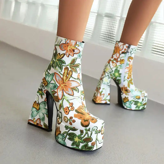 Flower Chunky Heel Boots - Maison Novaire