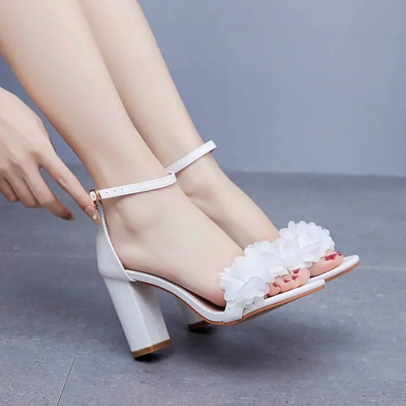 Lady Round Head Square Heel Thick Heel Shoes. Shallow Mouth. - Maison Novaire #