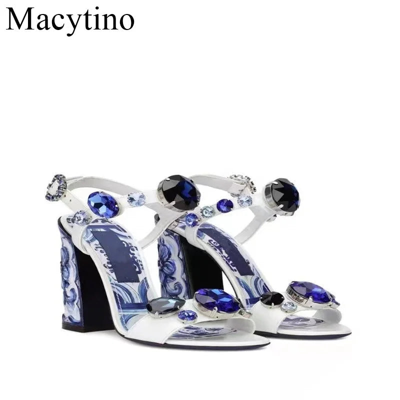 Luxury Diamond Crystal Decor Modern Sandals for Women. - Maison Novaire #