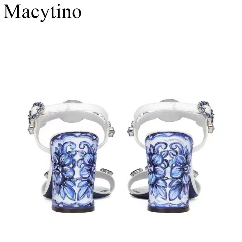 Luxury Diamond Crystal Decor Modern Sandals for Women. - Maison Novaire #