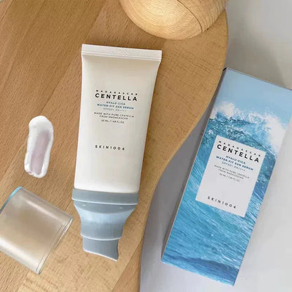 Madagascar Centella Sunscreen SPF50+ PA++++ Hydrating - Maison Novaire #