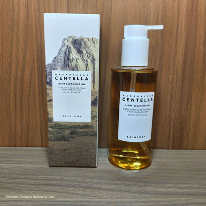 Madagascar Centella Sunscreen SPF50+ PA++++ Hydrating - Maison Novaire #