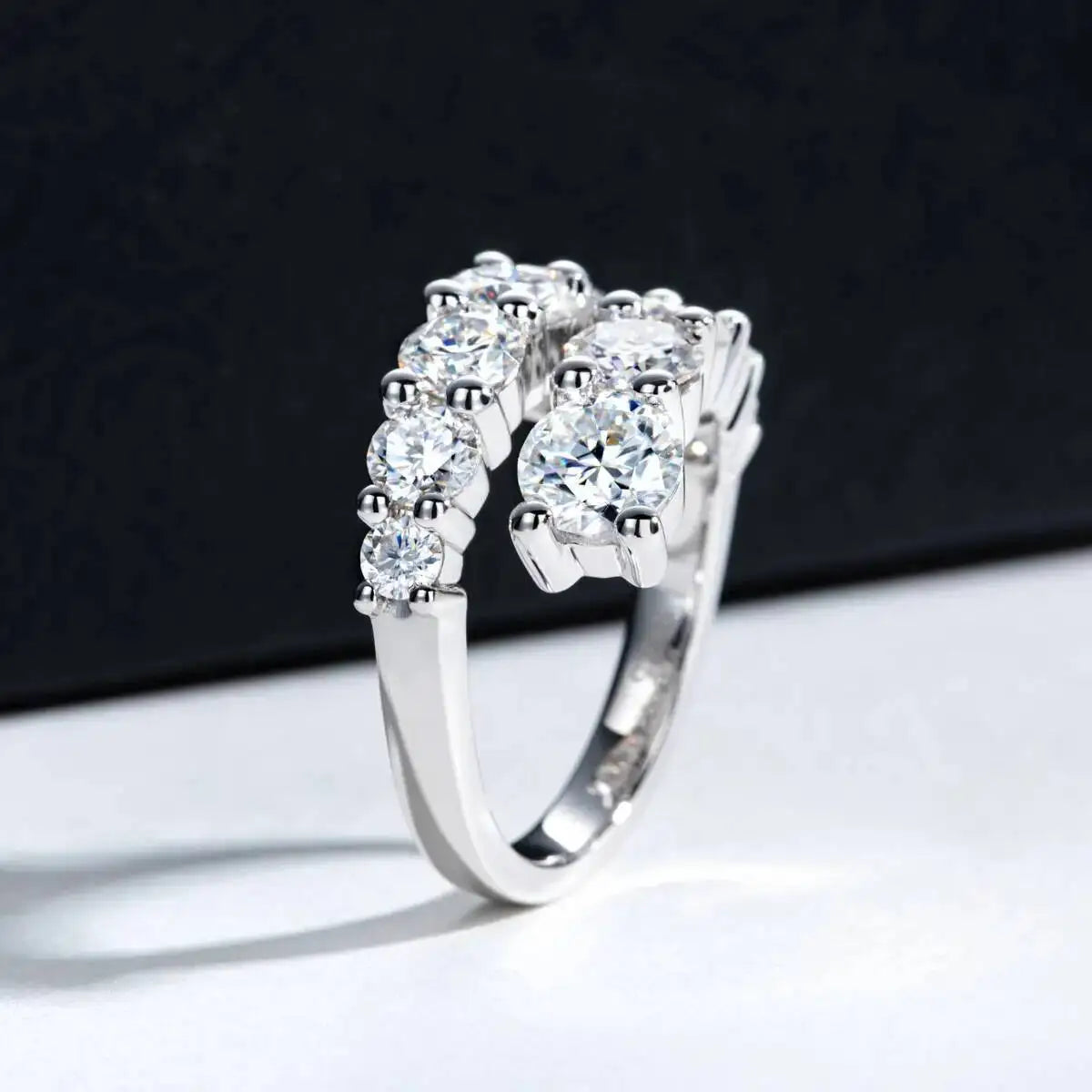 Maison Novaire Twist Moissanite Band - Maison Novaire #