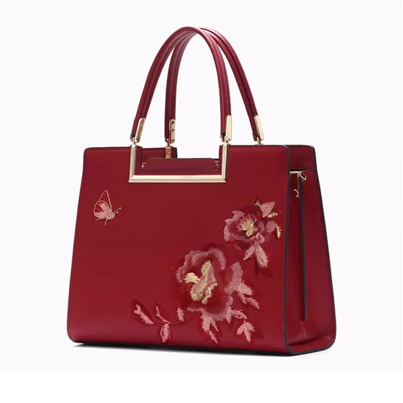 New Embroidered Women's Light Bag.. - Maison Novaire #