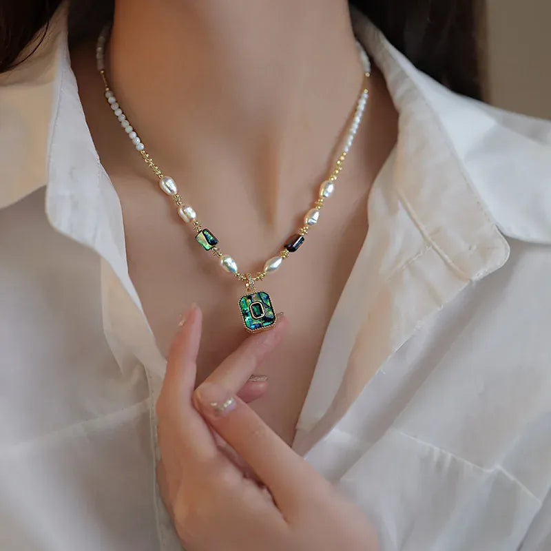 Pearl Pendant Necklace. - Maison Novaire