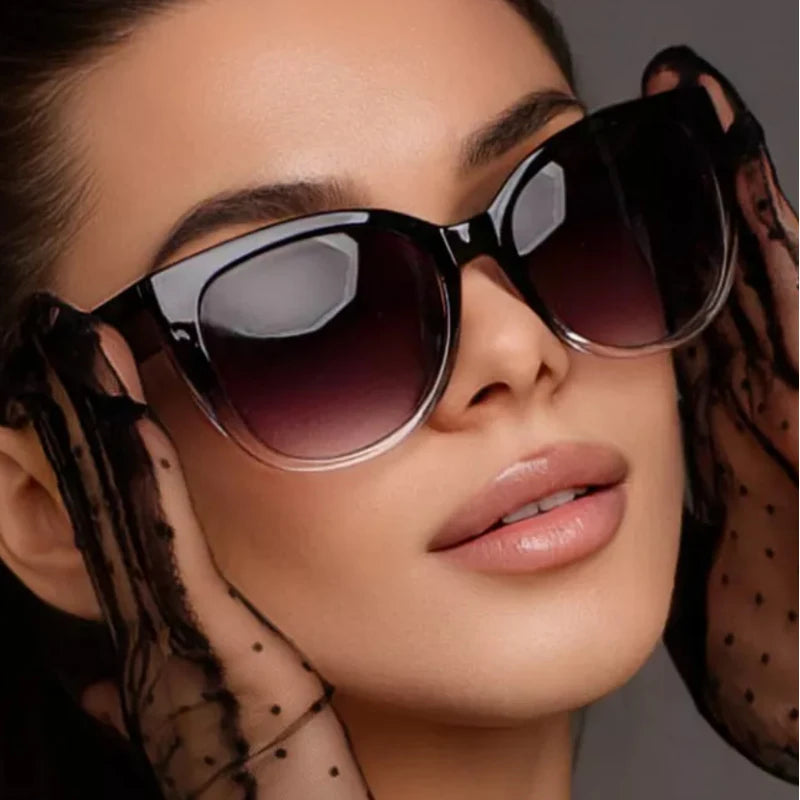 Retro Fashion Cat Eye Sunglasses. - Maison Novaire