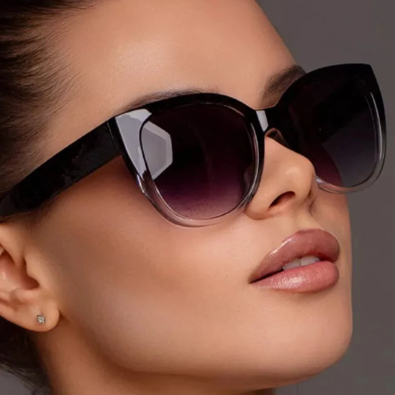 Retro Fashion Cat Eye Sunglasses. - Maison Novaire