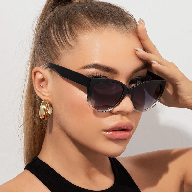 Retro Fashion Cat Eye Sunglasses. - Maison Novaire