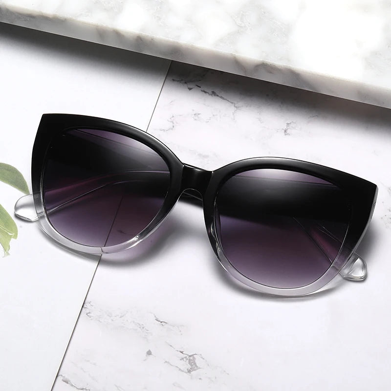 Retro Fashion Cat Eye Sunglasses. - Maison Novaire