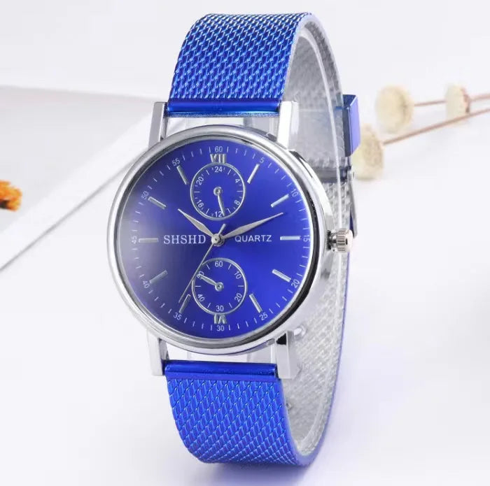 Luxury Women Quartz Watch with Silica Gel Strap.