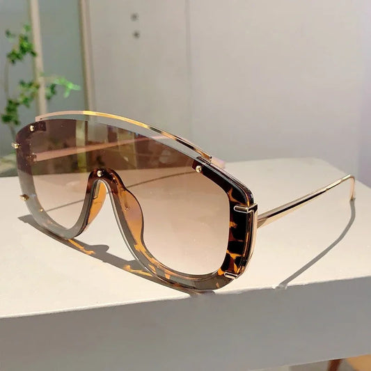 Stylish Leopard Women Sunglasses - Maison Novaire