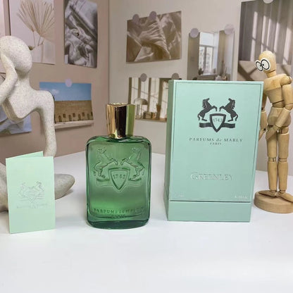 Unisex Classic Luxury Perfume-125ml Capacity. - Maison Novaire #