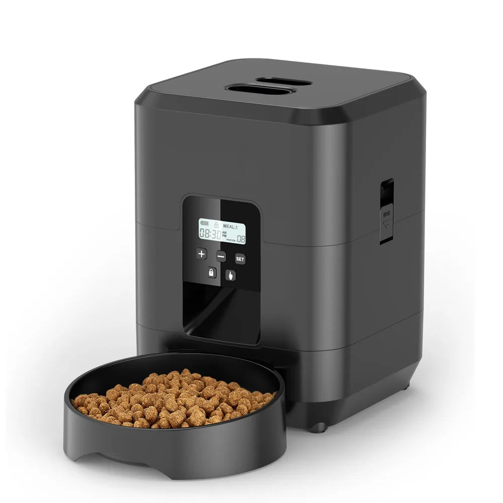 WiFi enabled Pet Feeder. - Maison Novaire #