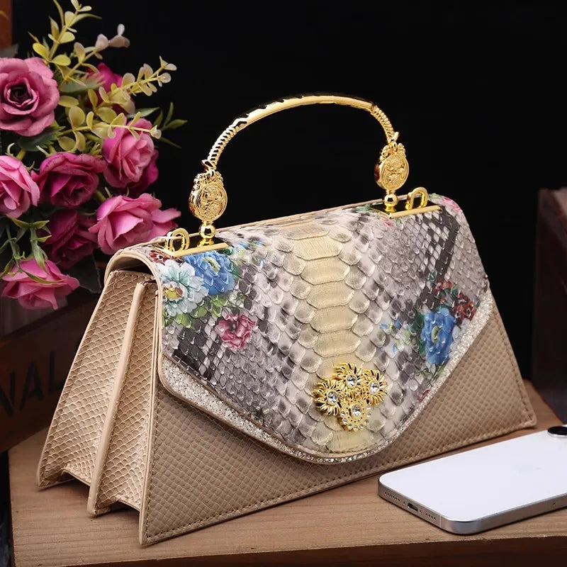 Women's Leather Bag. - Maison Novaire #