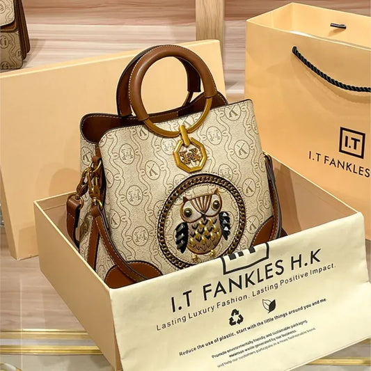 Women's handbag. Genuine leather bucket bag. - BLAKESTORE-NG